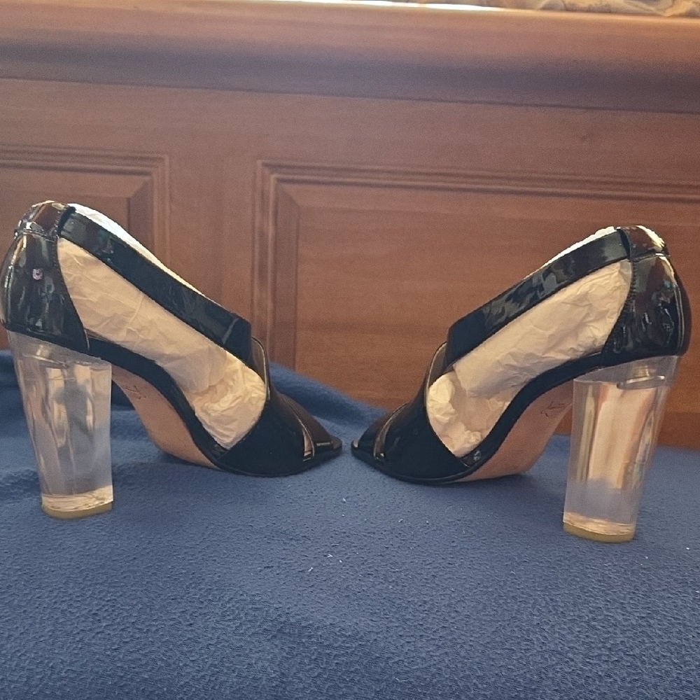 Talbots Black Patent Leather Heels with Transparent Heel - Picture 6 of 8